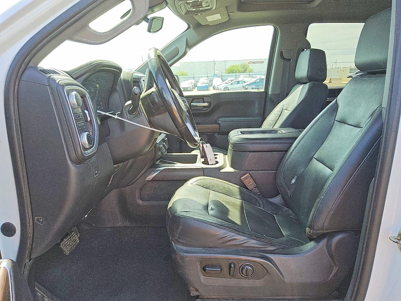 2020 GMC Sierra K1500 SLT
