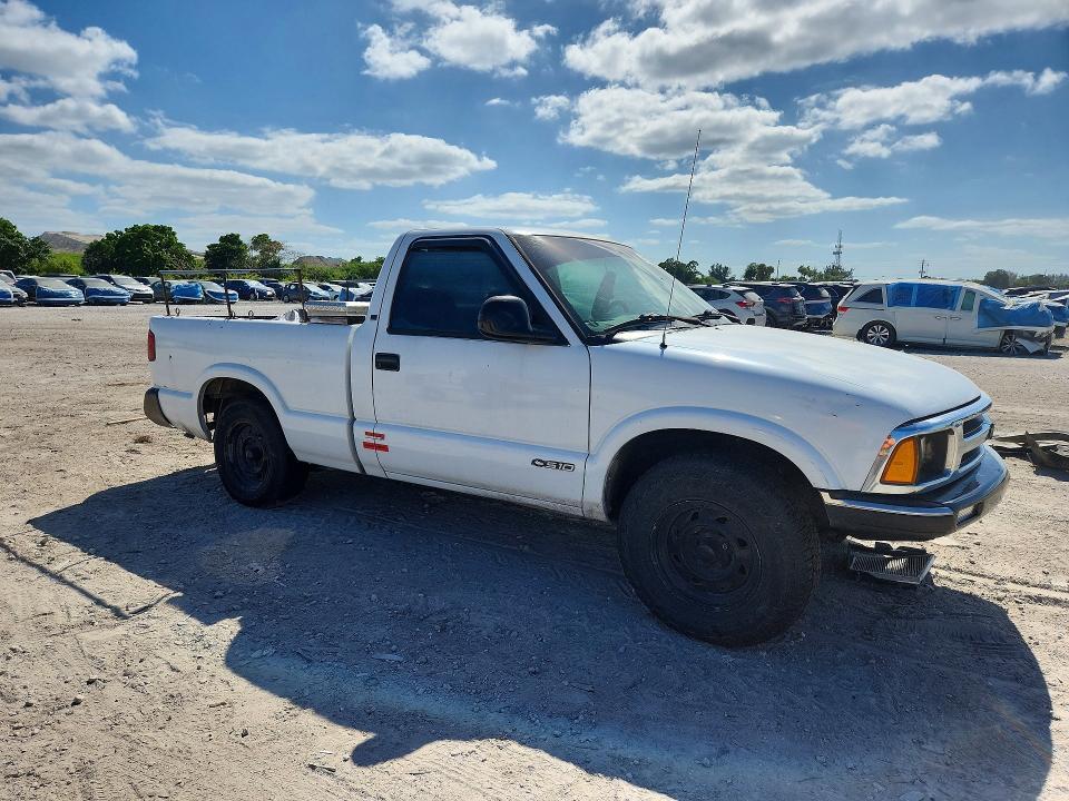 1995 Chevrolet S Truck S10