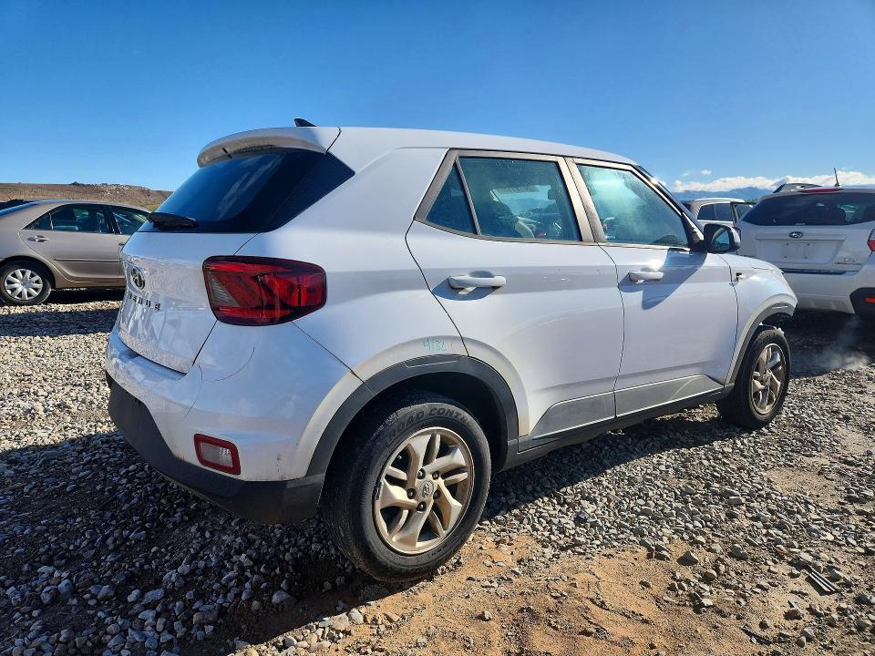 2022 Hyundai Venue se