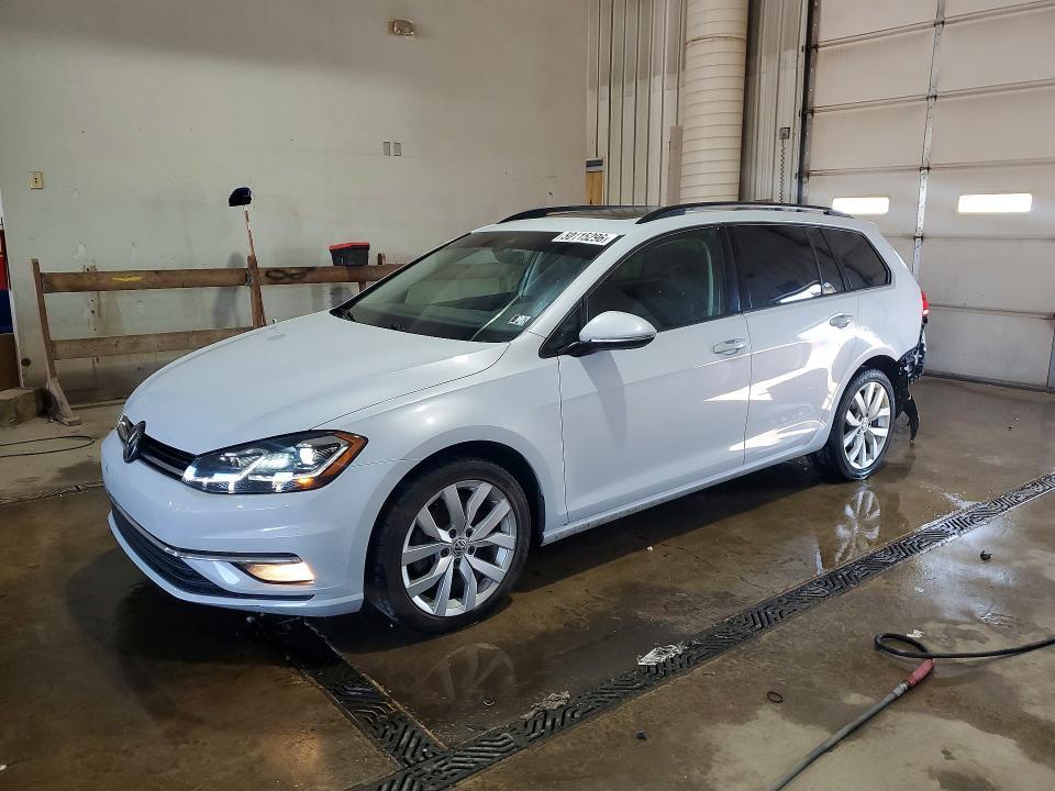 2019 Volkswagen Golf Sportwagen s