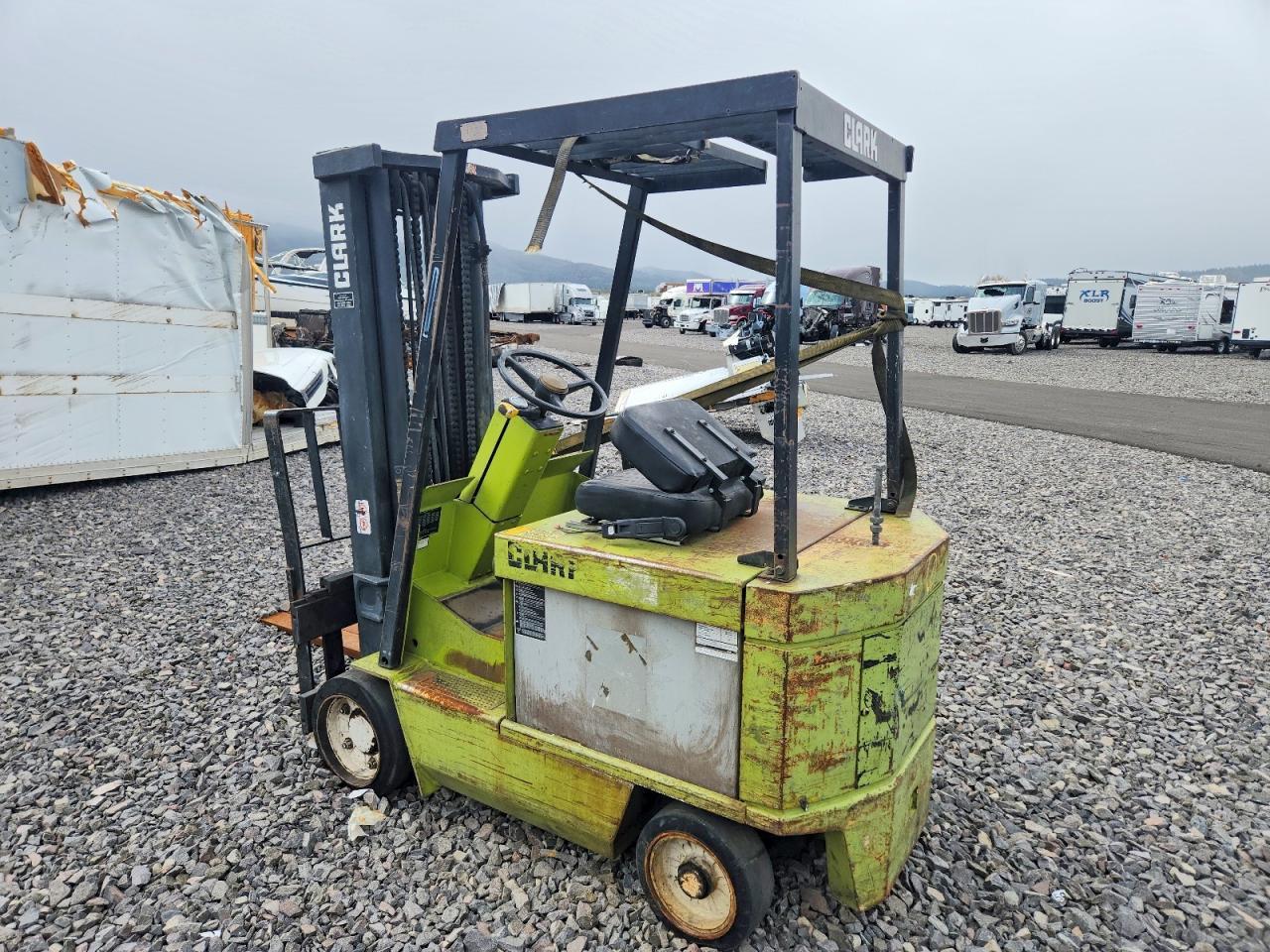 1998 Clark ECS30 Forklift