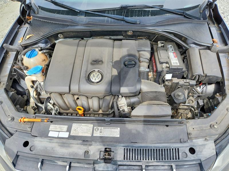 2012 Volkswagen Passat sel