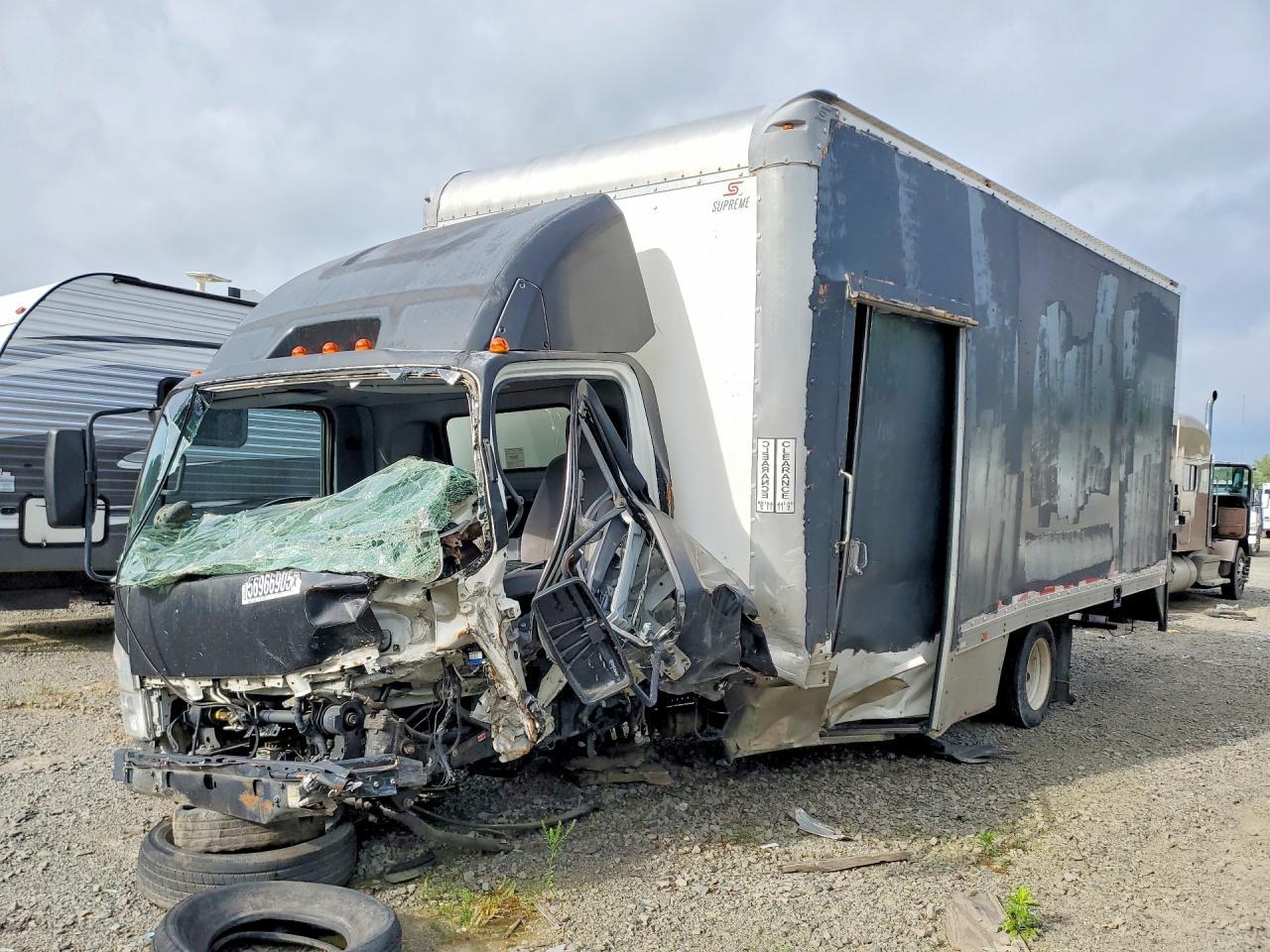 2019 Isuzu NPR HD