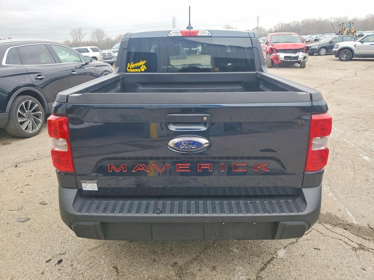 2022 Ford Maverick XL