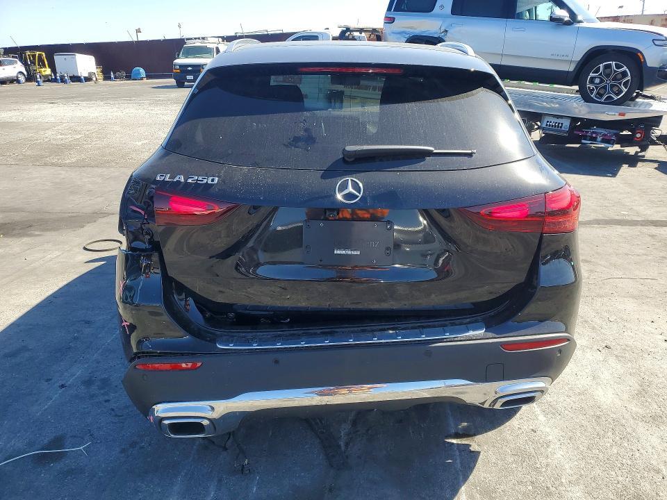 2025 Mercedes-Benz Gla 250