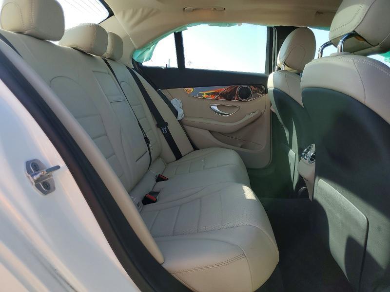 2016 Mercedes-Benz C300