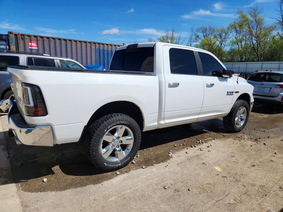 2015 Dodge RAM 1500 SLT