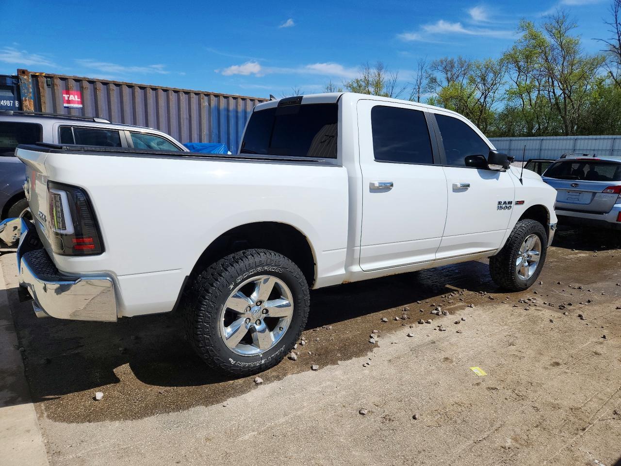 2015 Dodge RAM 1500 SLT