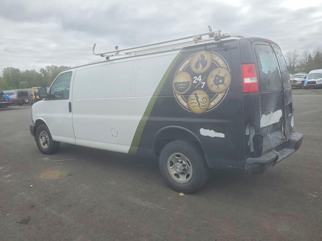 2017 Chev Express G2500