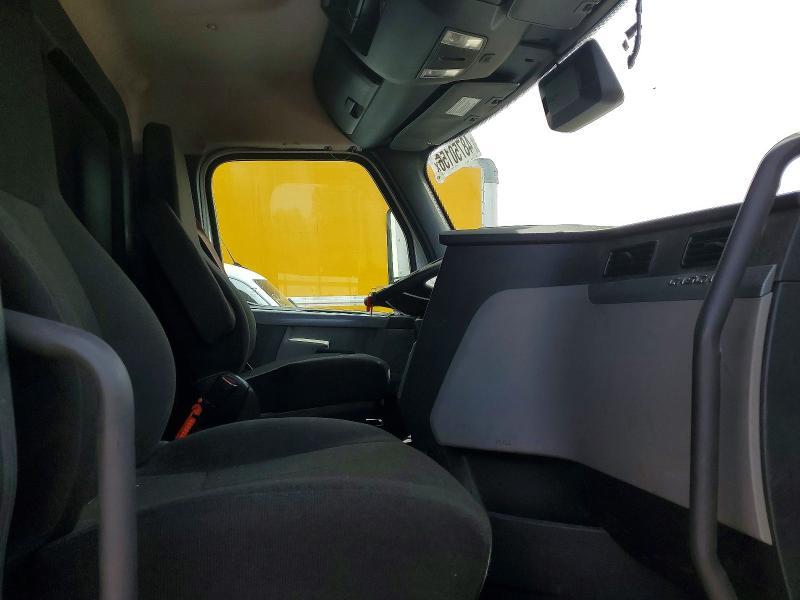 2022 Freigliner 2022 Freightliner Cascadia 126 Semi Truck