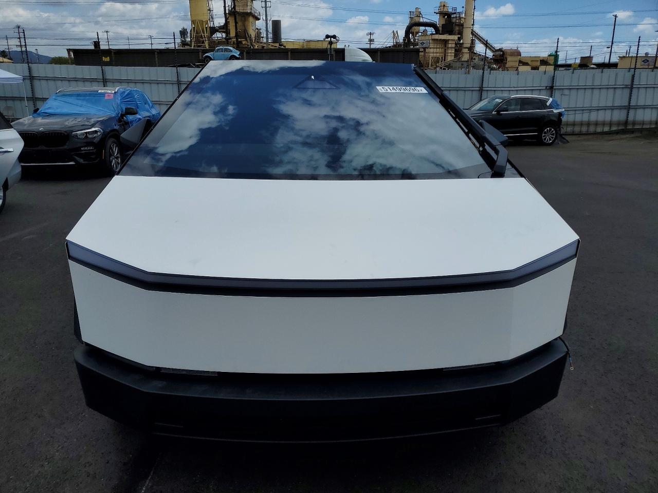2024 Tesla Cybertruck