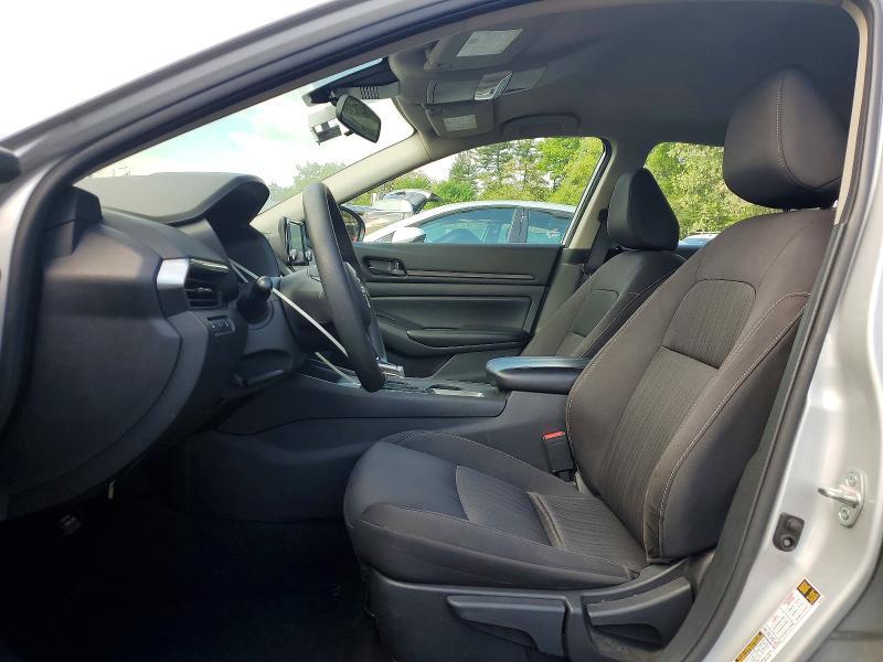 2023 Nissan Altima s