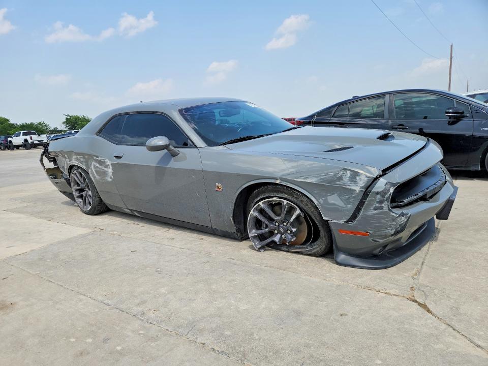 2023 Dodge Challenger r