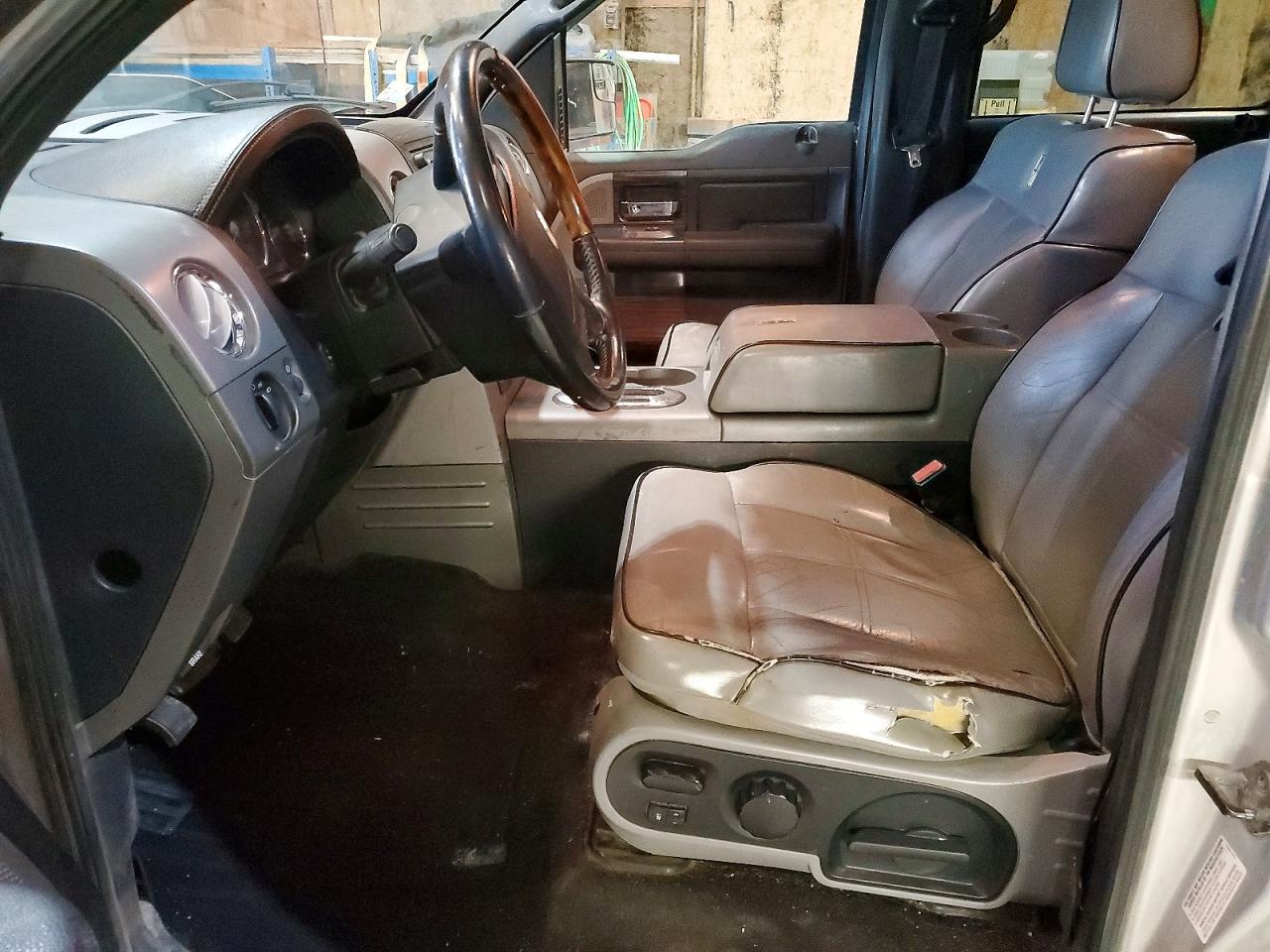 2008 Lincoln Mark LT