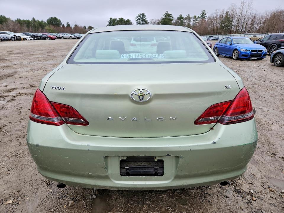 2008 Toyota Avalon xl