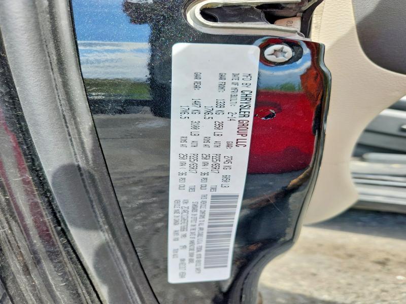 2014 Chrysler Town & Country Touring l