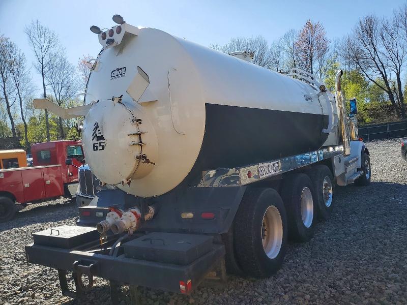 2018 Western Star Conventional 4900FA