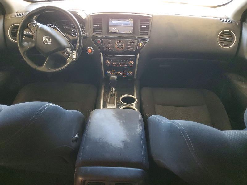 2015 Nissan Pathfinder sv
