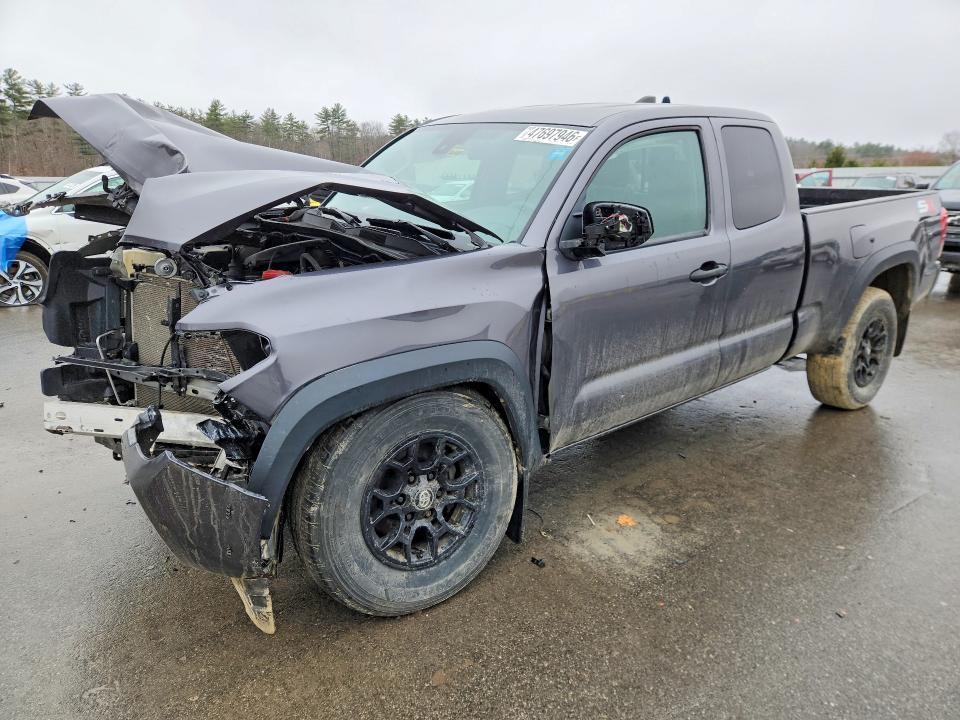 2022 Toyota Tacoma SR