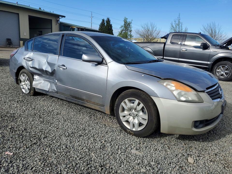 2009 Niss Altima 2.5