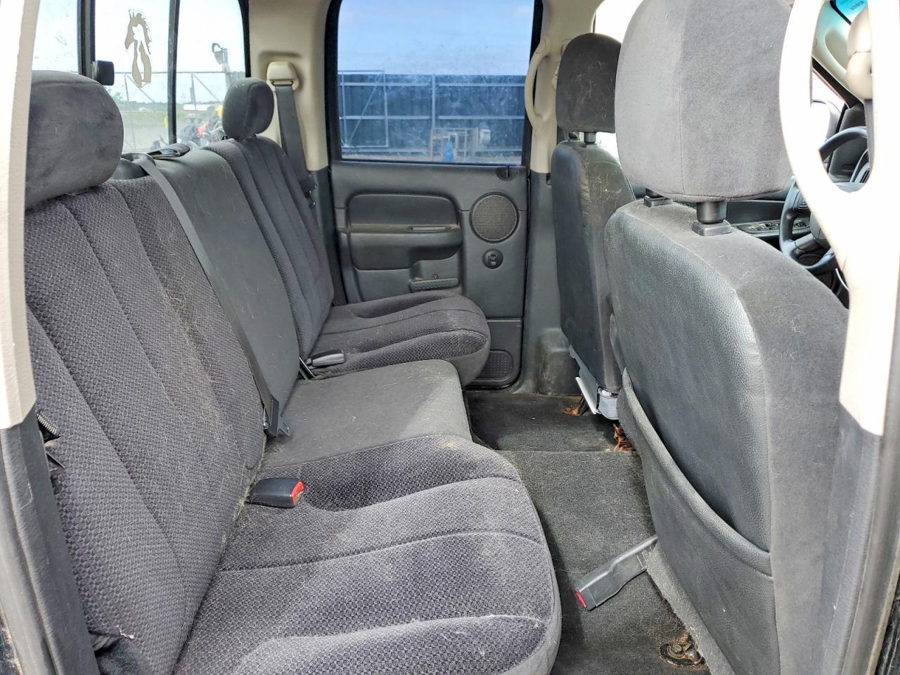 2005 Dodge RAM 1500 ST