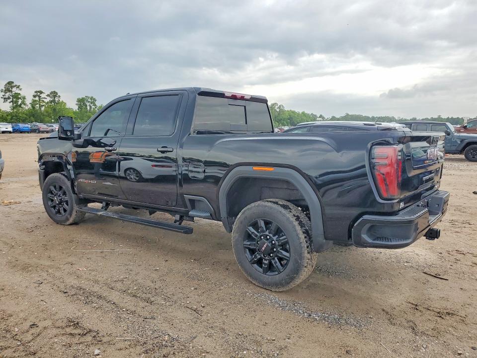 2026 GMC Sierra K2500 AT4