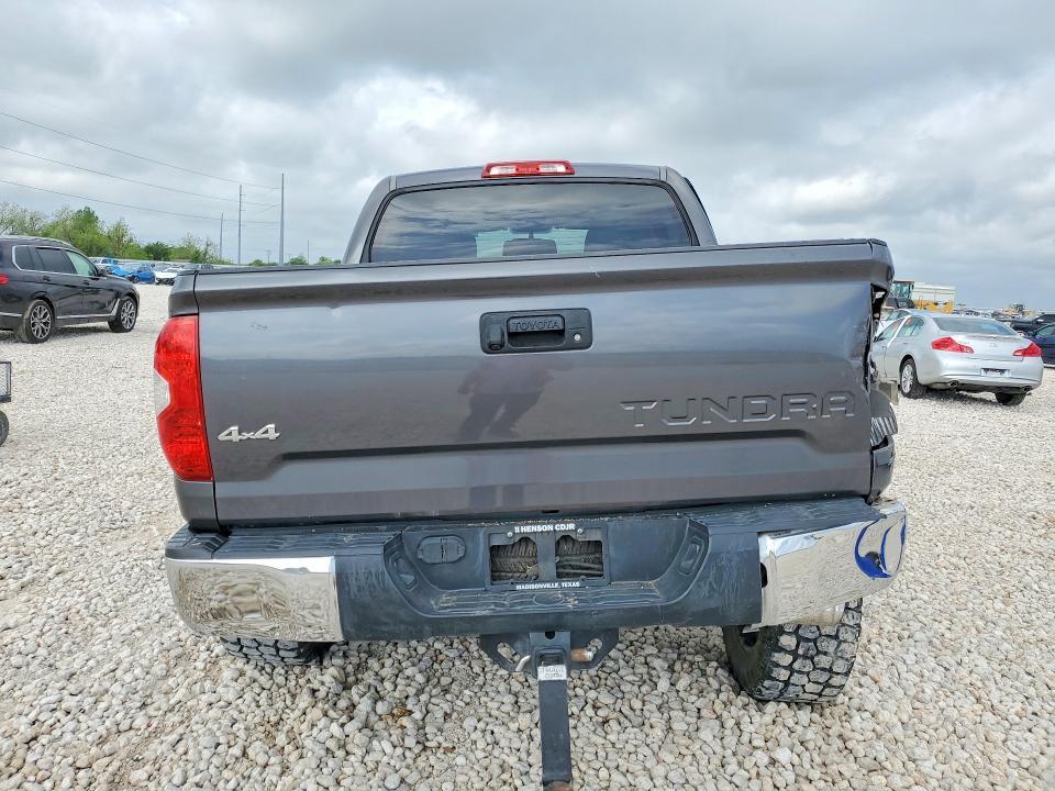 2016 Toyota Tundra SR5