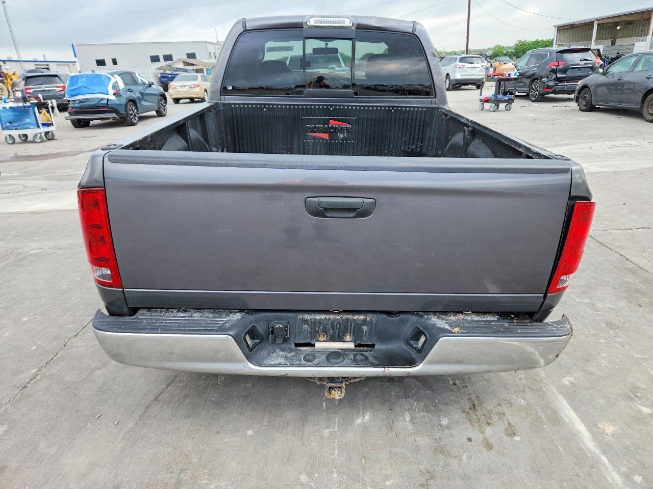 2004 Dodge RAM 1500 ST