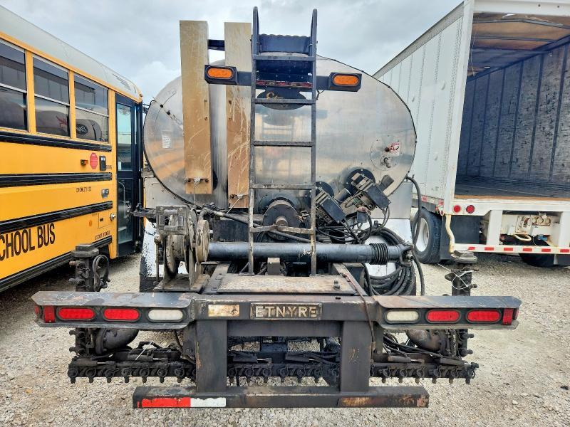 2020 Kenworth Construction T370