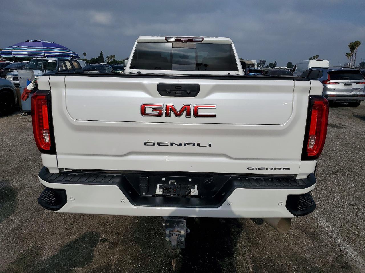 2020 GMC Sierra K3500 Denali