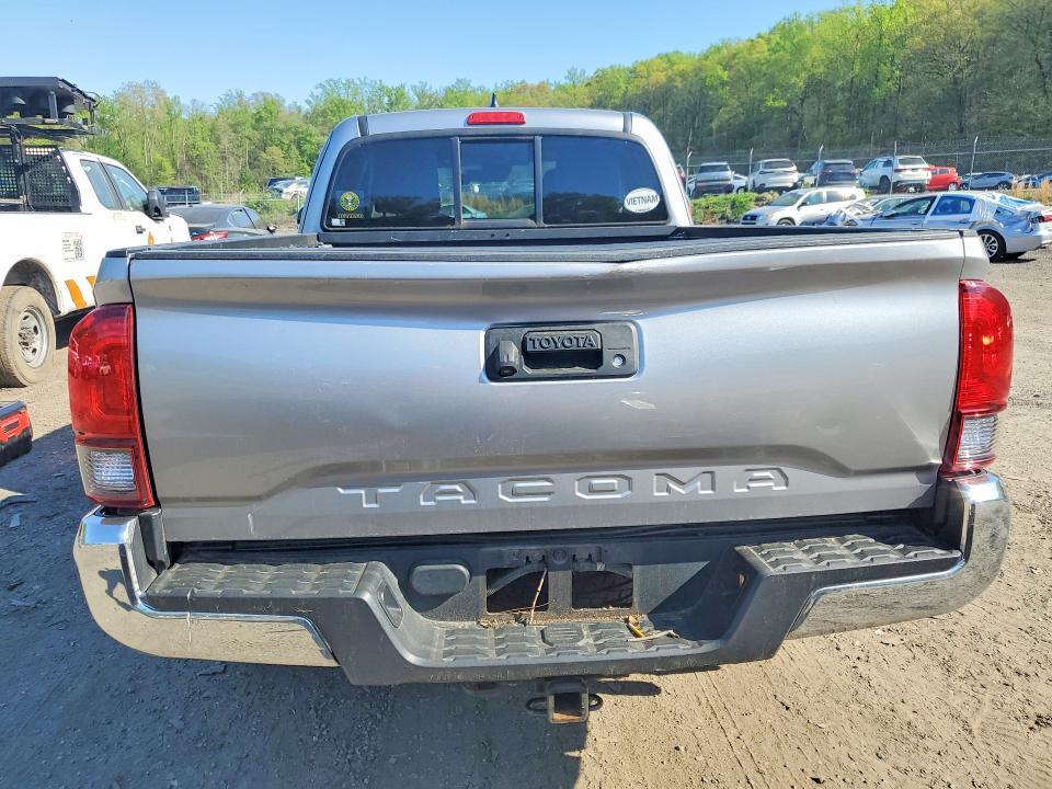 2018 Toyota Tacoma SR5