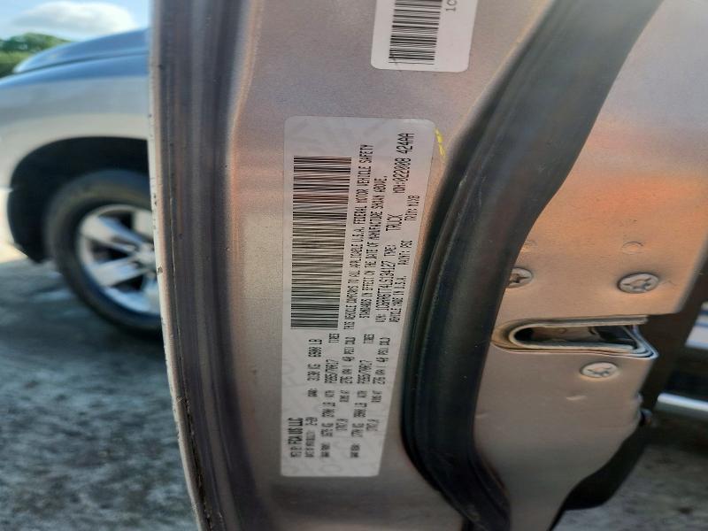 2020 Dodge RAM 1500 Classic SLT