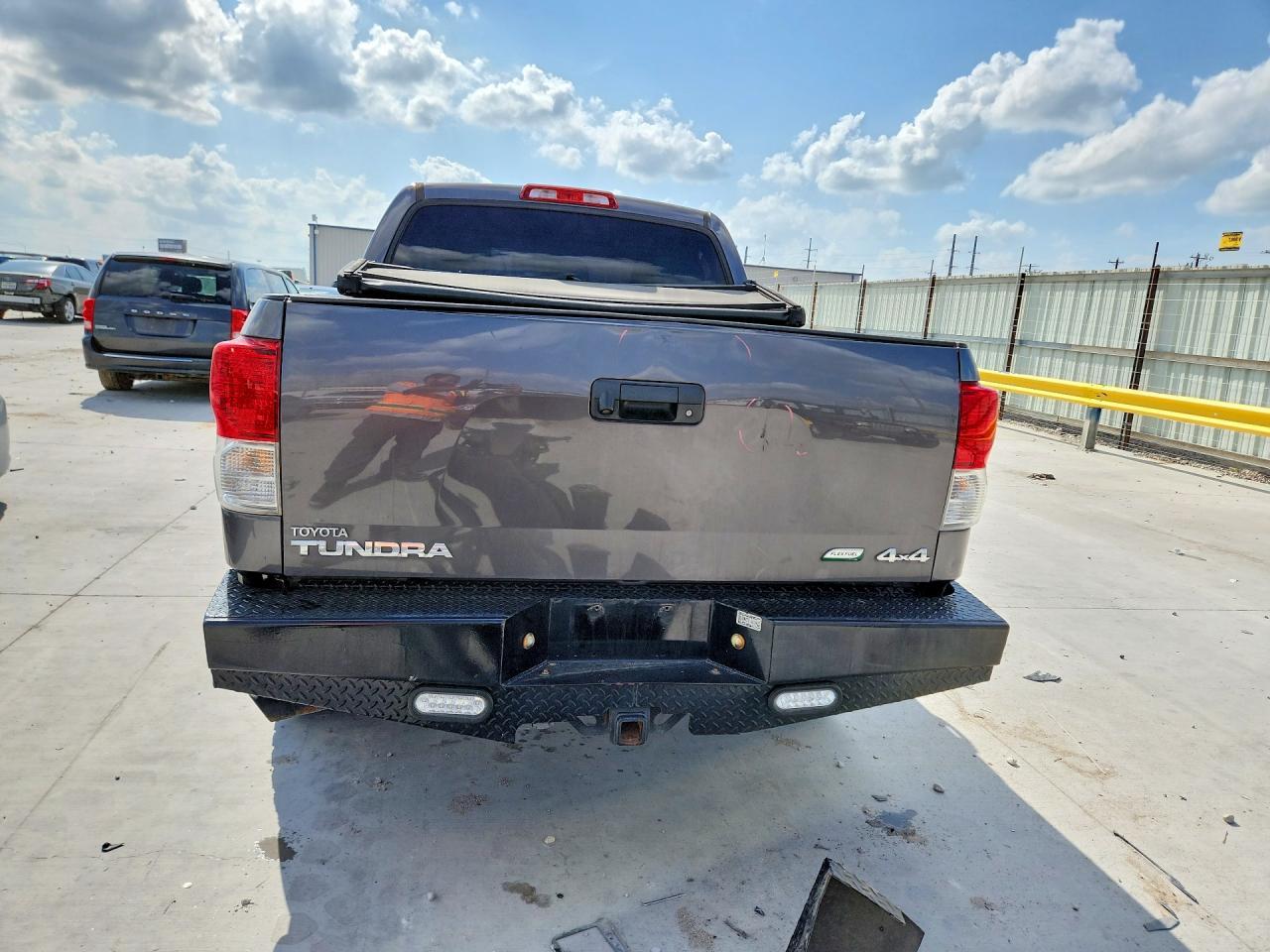 2013 Toyota Tundra Crewmax SR5