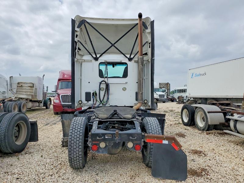 2018 Peterbilt 579 Semi Truck