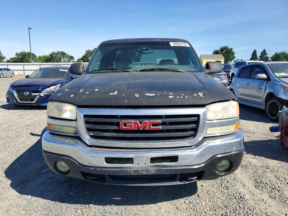 2004 GMC New Sierra C1500