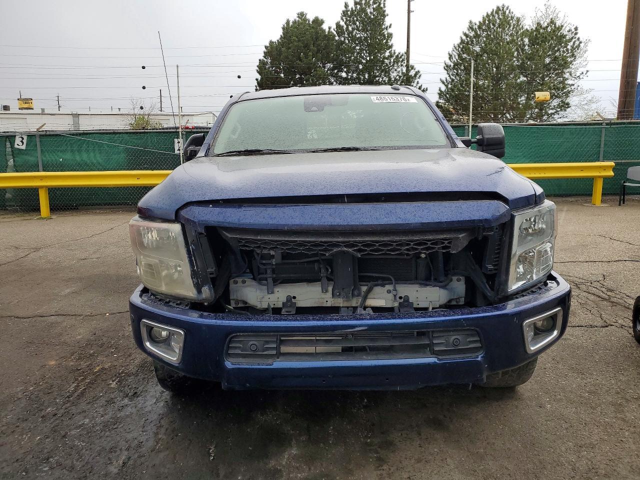 2020 Nissan Titan SV