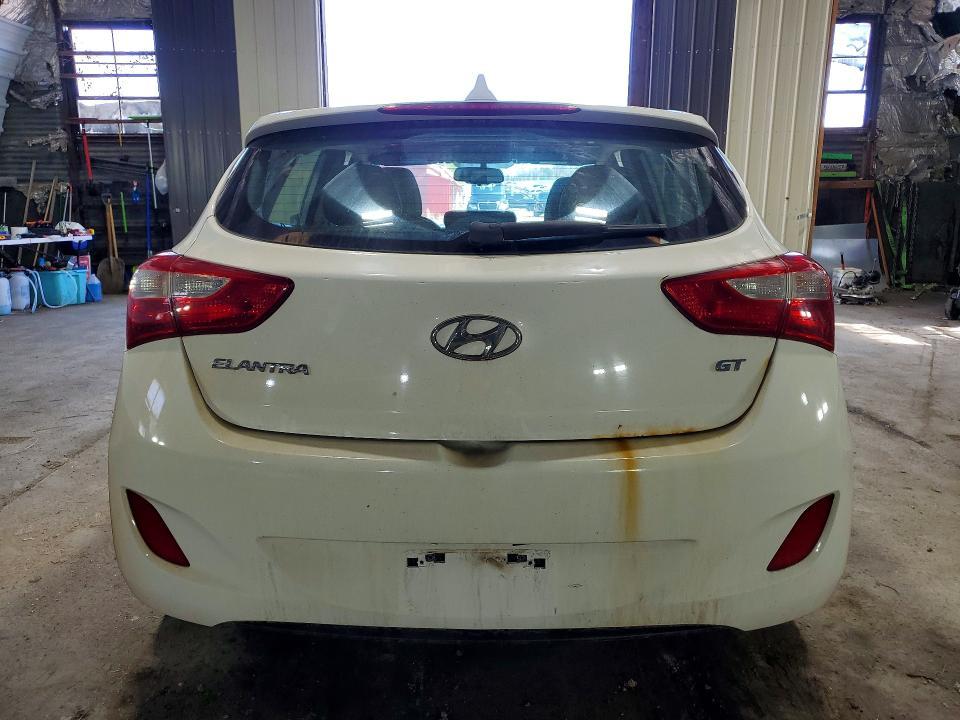 2013 Hyundai Elantra gt Base