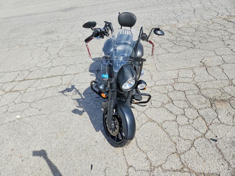 2018 Indian Motorcycle Co. Springfield Dark Horse