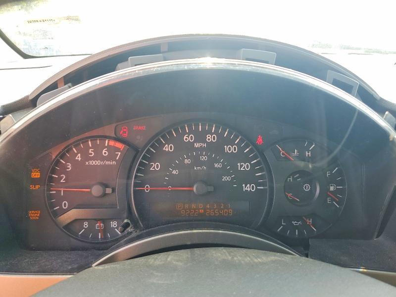 2004 Nissan Titan XE