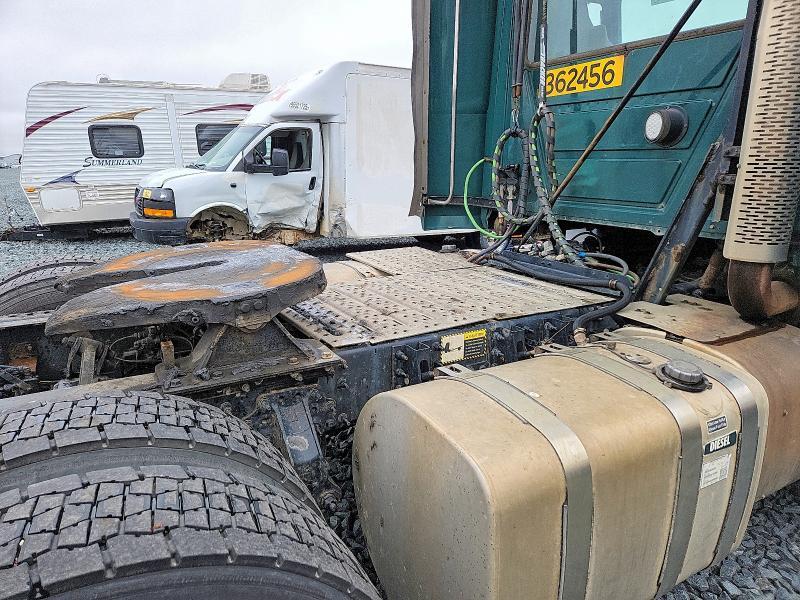 2017 Mack CXU612 Semi Truck