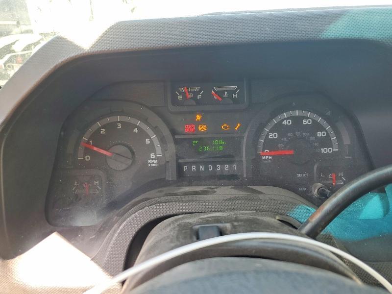 2010 Ford E350 BOX Truck