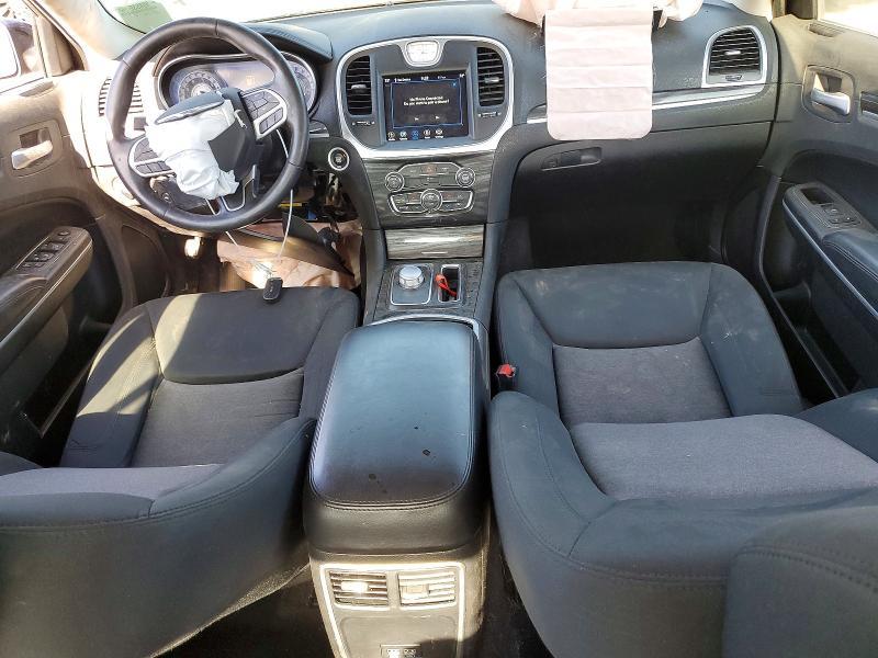 2020 Chrysler 300 Touring