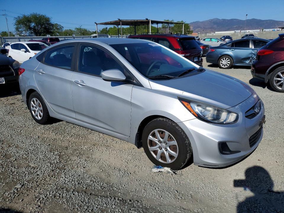 2012 Hyundai Accent gls