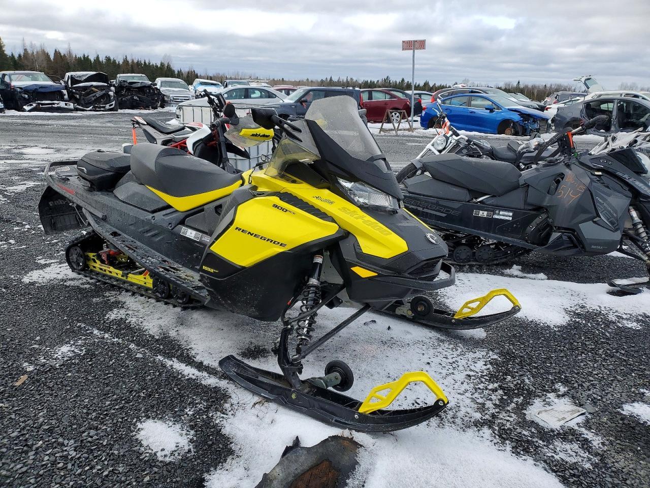 2022 Skidoo Renegade Adrenaline