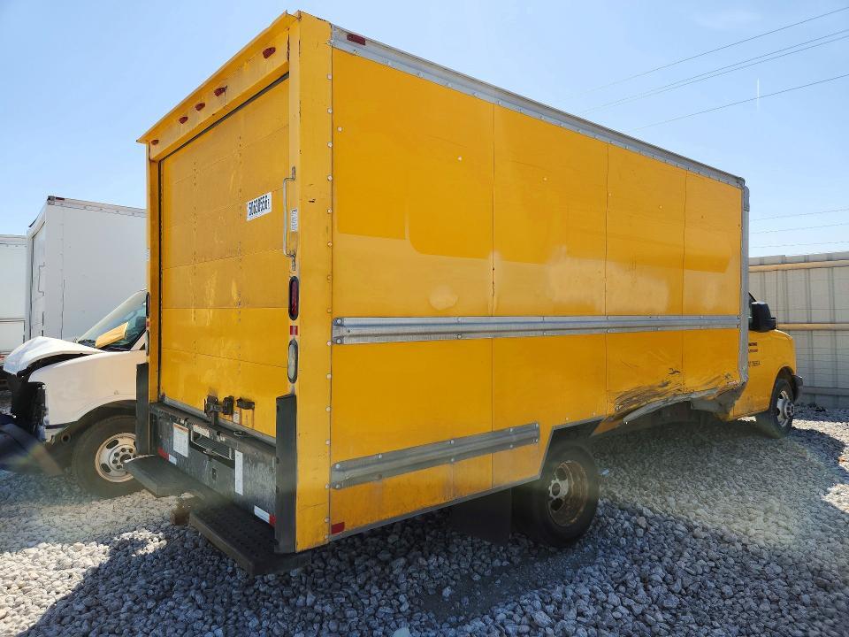 2012 GMC Savana Cutaway G3500
