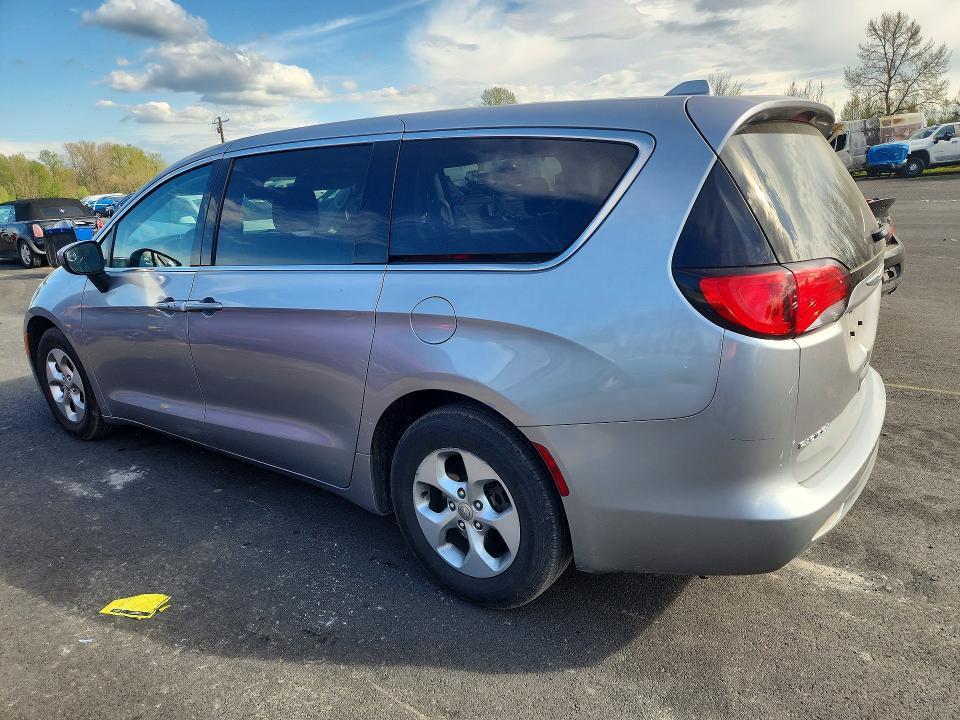 2017 Chrysler Pacifica lx