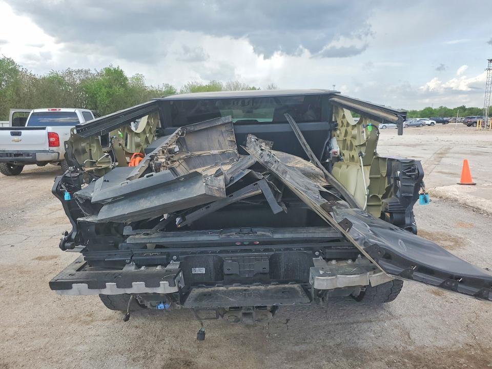 2024 Tesla Cybertruck