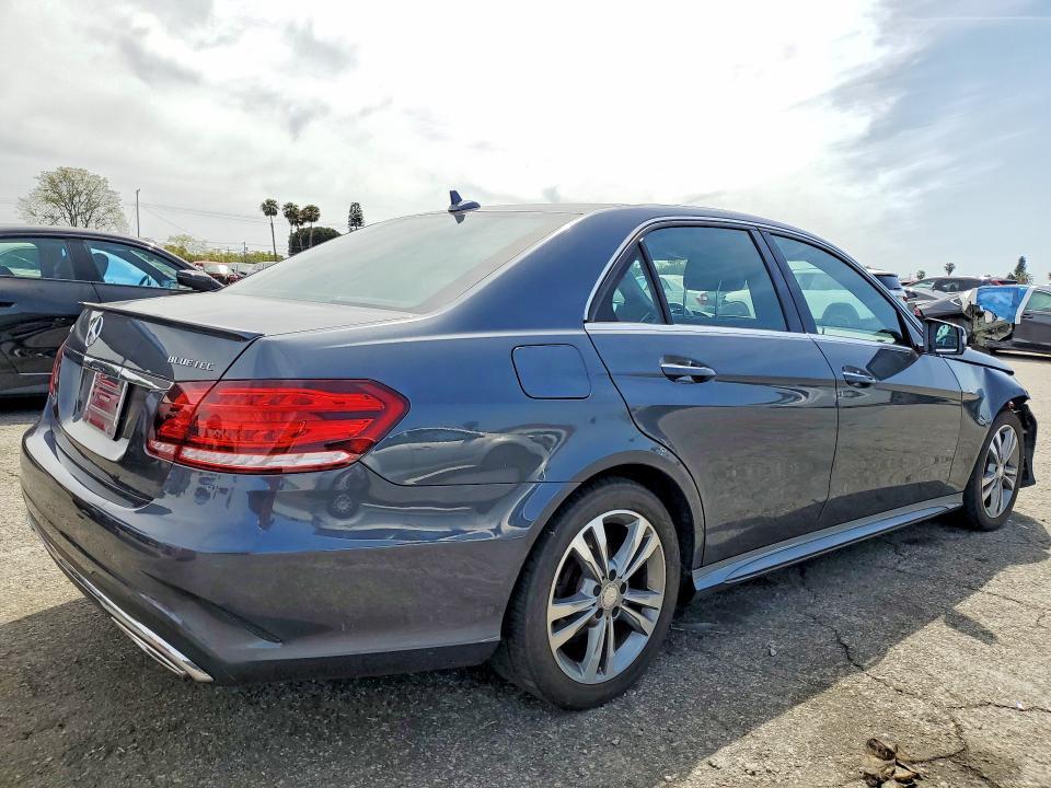 2016 Mercedes-Benz E 250 Bluetec