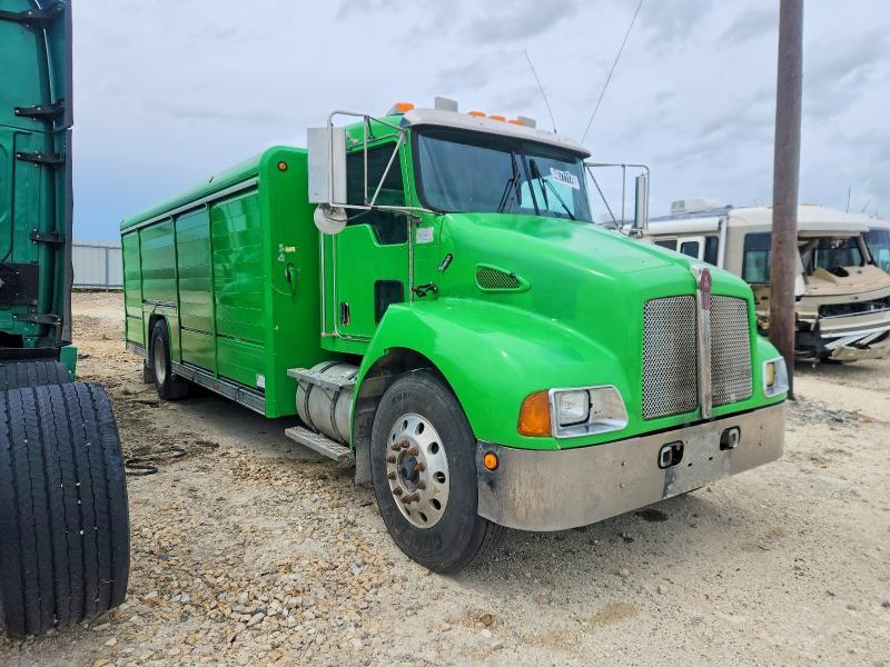 2007 Kenworth T300 Delivery Truck
