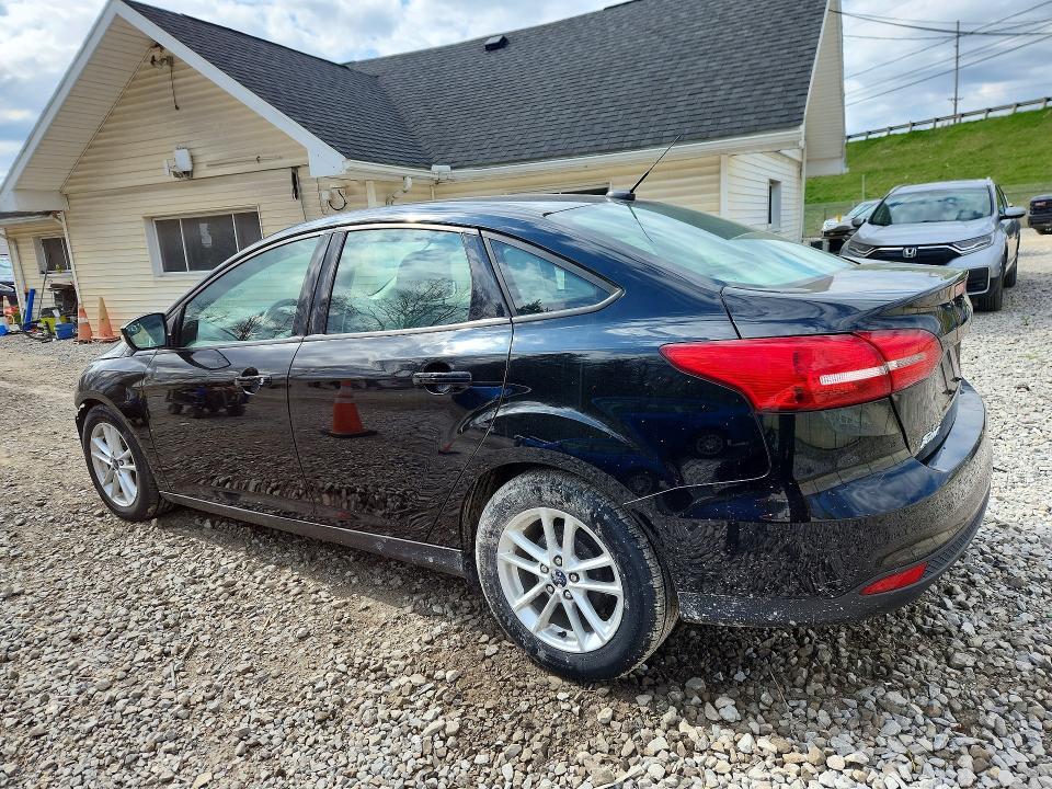 2016 Ford Focus se